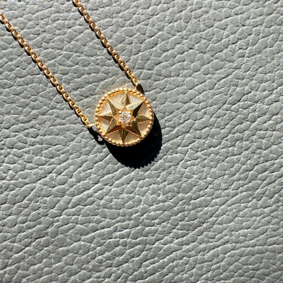 Dior Rose Des Vents Necklace - Picture 10 of 11